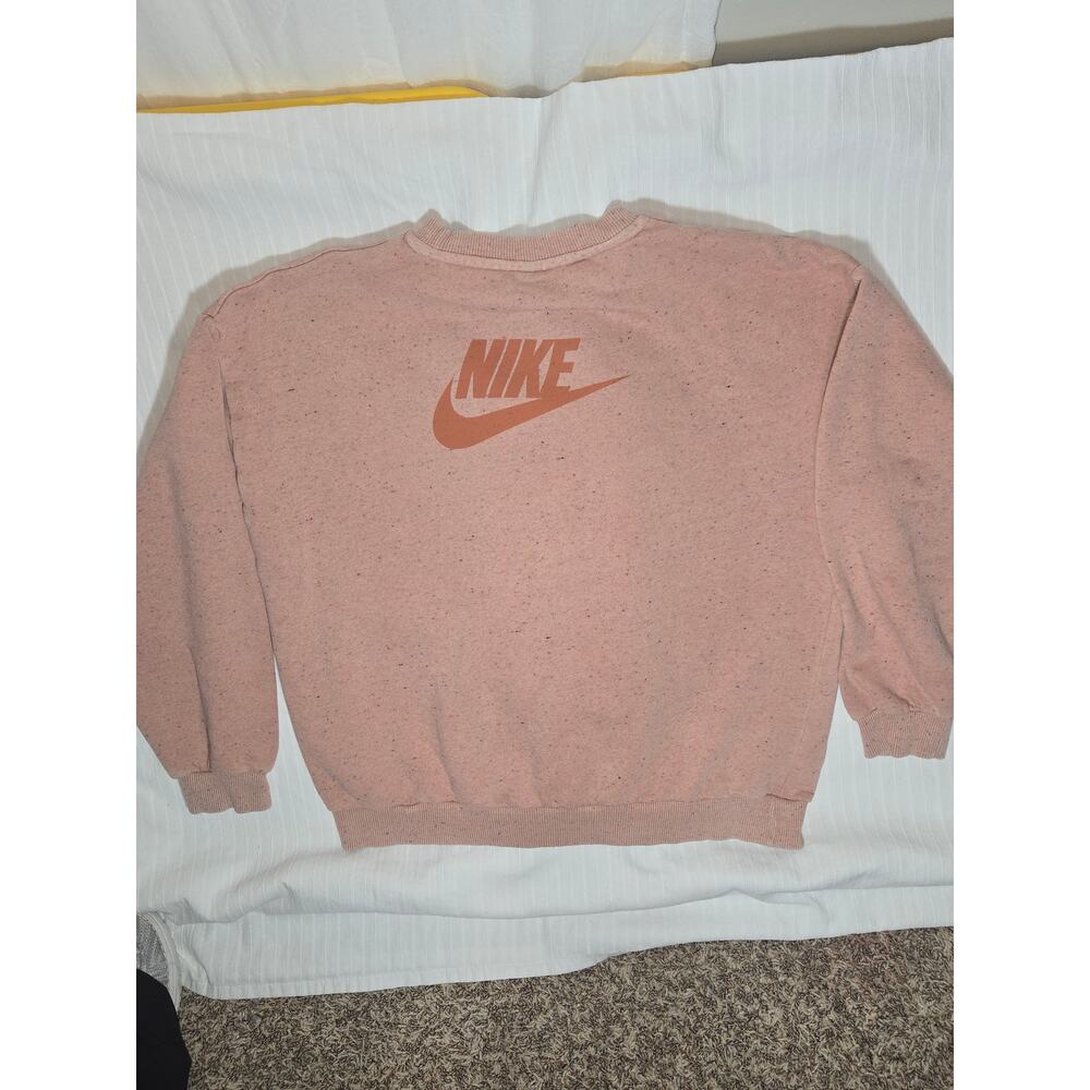NIKE pink women's crewneck sweatshirt size XL. Pre owned